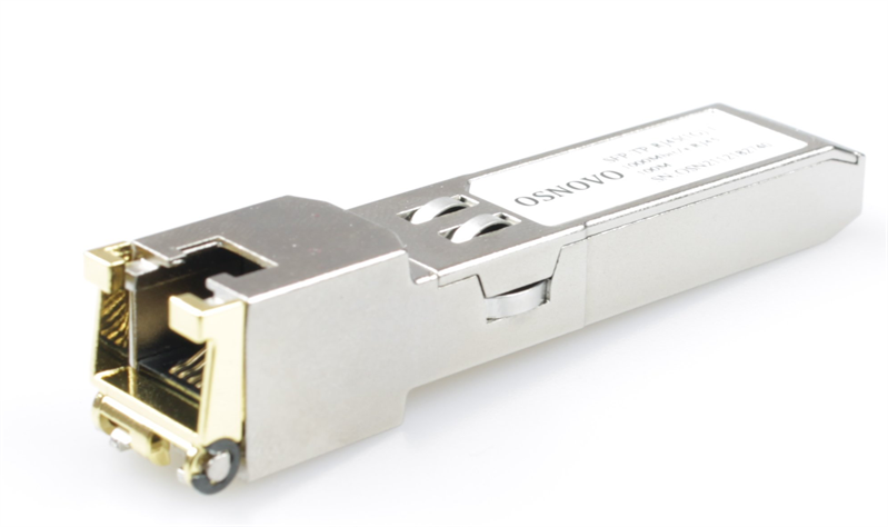OSNOVO SFP-TP-RJ45(1G) Медный SFP модуль Gigabit Ethernet с разъемом RJ45. Скорость 1000 Мбит/с. Интерфейс: SERDES. Расстояние передачи  - до 100 м. Размеры (ШхВхГ): 13,8x13,7x68мм. Вес: 0,03кг. Рабоч